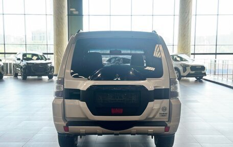 Mitsubishi Pajero IV, 2017 год, 3 900 000 рублей, 5 фотография
