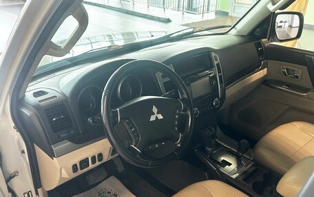 Mitsubishi Pajero IV, 2017 год, 3 900 000 рублей, 11 фотография