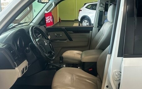 Mitsubishi Pajero IV, 2017 год, 3 900 000 рублей, 12 фотография