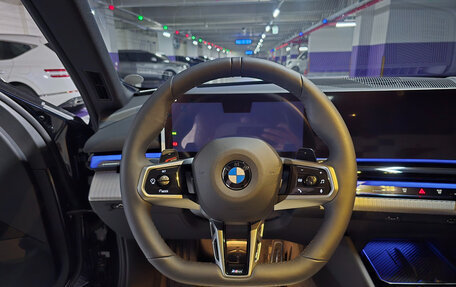 BMW 5 серия, 2025 год, 7 899 000 рублей, 15 фотография