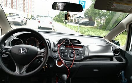 Honda Jazz II рестайлинг, 2012 год, 950 000 рублей, 4 фотография