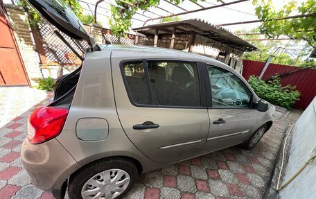 Renault Clio III, 2009 год, 500 000 рублей, 3 фотография