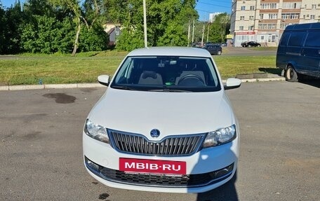 Skoda Rapid I, 2017 год, 1 450 000 рублей, 2 фотография
