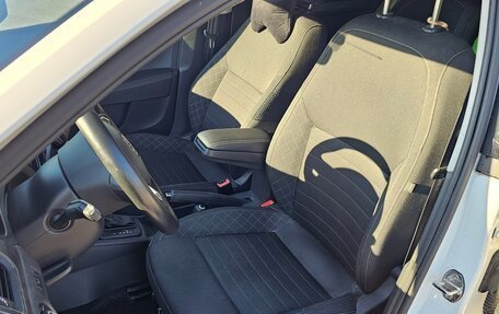 Skoda Rapid I, 2017 год, 1 450 000 рублей, 14 фотография