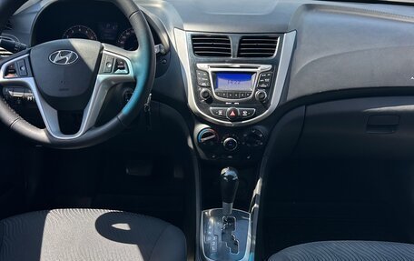 Hyundai Solaris II рестайлинг, 2013 год, 865 000 рублей, 8 фотография