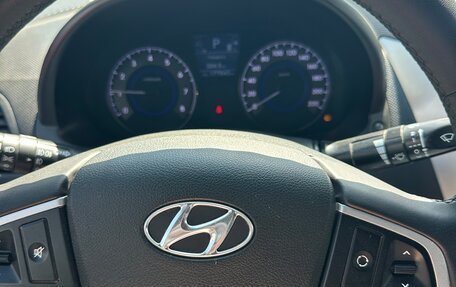 Hyundai Solaris II рестайлинг, 2013 год, 865 000 рублей, 13 фотография