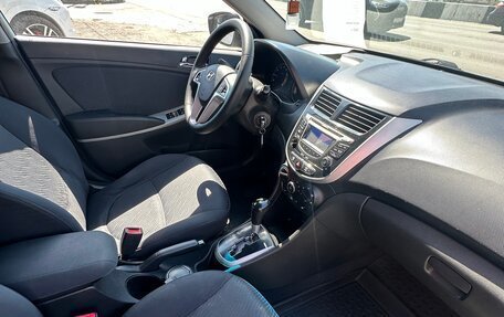 Hyundai Solaris II рестайлинг, 2013 год, 865 000 рублей, 19 фотография