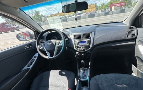 Hyundai Solaris II рестайлинг, 2013 год, 865 000 рублей, 20 фотография