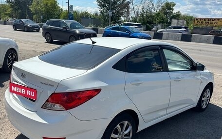 Hyundai Solaris II рестайлинг, 2013 год, 865 000 рублей, 22 фотография