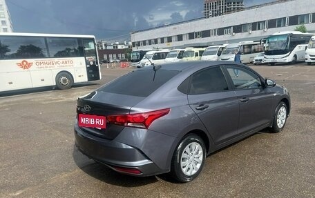 Hyundai Solaris II рестайлинг, 2021 год, 1 500 000 рублей, 11 фотография