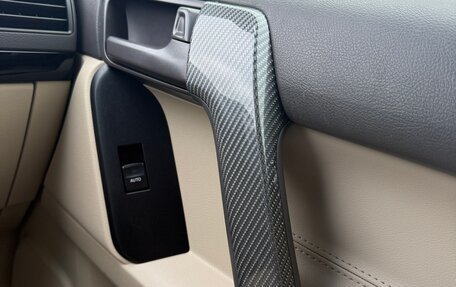 Toyota Land Cruiser Prado 150 рестайлинг 2, 2020 год, 5 900 000 рублей, 9 фотография