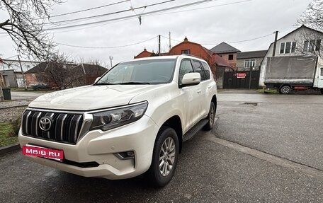 Toyota Land Cruiser Prado 150 рестайлинг 2, 2020 год, 5 900 000 рублей, 6 фотография