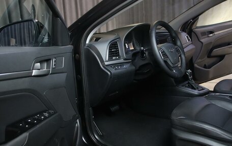 Hyundai Elantra VI рестайлинг, 2017 год, 1 399 000 рублей, 7 фотография