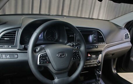 Hyundai Elantra VI рестайлинг, 2017 год, 1 399 000 рублей, 8 фотография