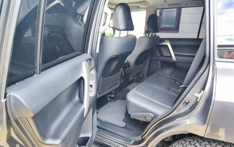 Toyota Land Cruiser Prado 150 рестайлинг 2, 2022 год, 7 450 000 рублей, 15 фотография