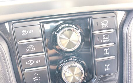 Toyota Land Cruiser Prado 150 рестайлинг 2, 2022 год, 7 450 000 рублей, 22 фотография