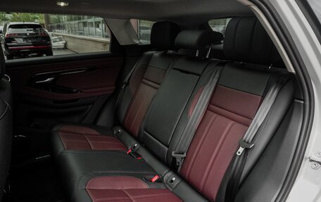 Land Rover Range Rover Evoque II, 2025 год, 5 599 000 рублей, 28 фотография