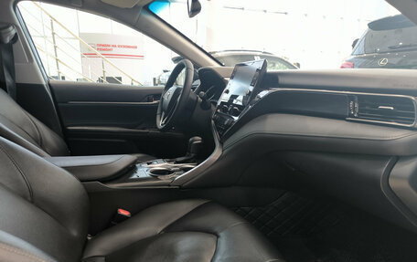 Toyota Camry, 2021 год, 2 150 000 рублей, 13 фотография