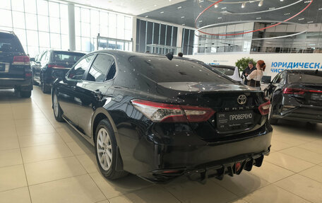 Toyota Camry, 2021 год, 2 150 000 рублей, 8 фотография