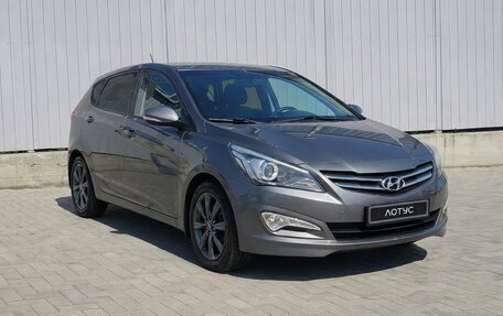 Hyundai Solaris II рестайлинг, 2015 год, 1 199 000 рублей, 1 фотография