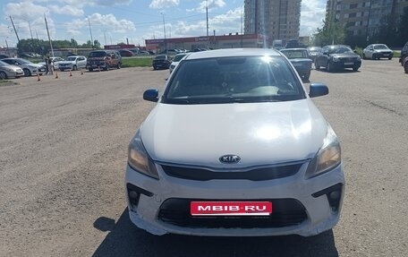 KIA Rio IV, 2019 год, 800 000 рублей, 1 фотография