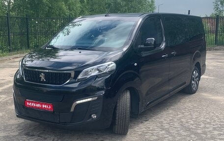Peugeot Traveller I, 2021 год, 4 500 000 рублей, 1 фотография
