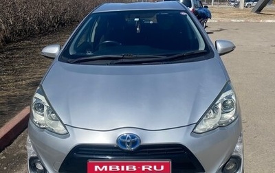 Toyota Aqua I, 2015 год, 890 000 рублей, 1 фотография