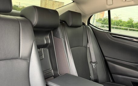 Lexus ES VII, 2020 год, 3 690 000 рублей, 24 фотография