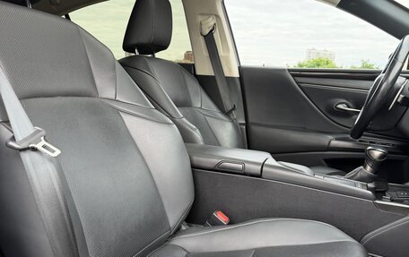 Lexus ES VII, 2020 год, 3 690 000 рублей, 26 фотография