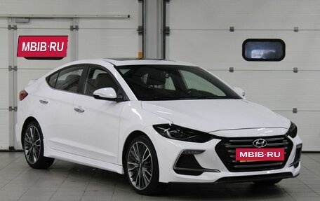 Hyundai Avante, 2018 год, 1 580 000 рублей, 3 фотография