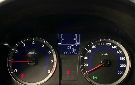 Hyundai Solaris II рестайлинг, 2014 год, 960 000 рублей, 9 фотография