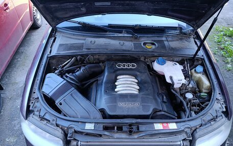 Audi A4, 2003 год, 240 000 рублей, 3 фотография