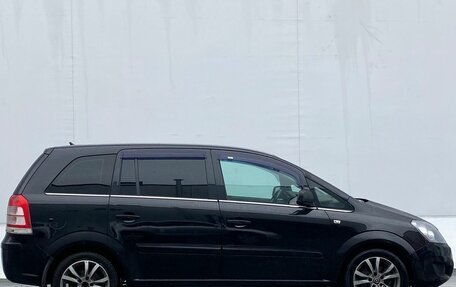 Opel Zafira B, 2011 год, 605 000 рублей, 4 фотография