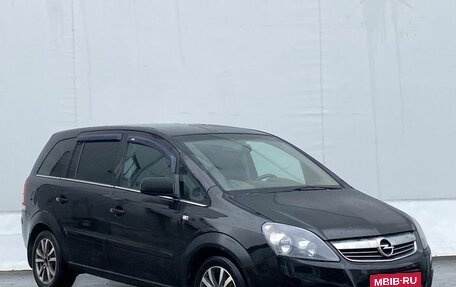 Opel Zafira B, 2011 год, 605 000 рублей, 3 фотография