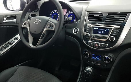 Hyundai Solaris II рестайлинг, 2015 год, 1 199 000 рублей, 6 фотография