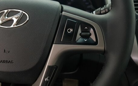 Hyundai Solaris II рестайлинг, 2015 год, 1 199 000 рублей, 14 фотография
