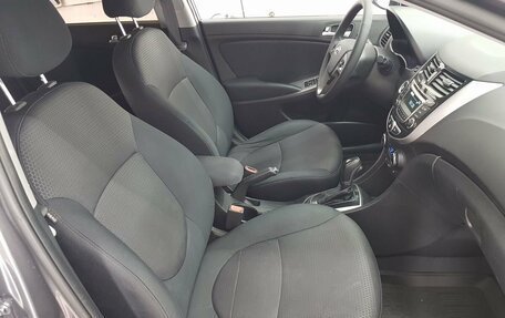 Hyundai Solaris II рестайлинг, 2015 год, 1 199 000 рублей, 17 фотография