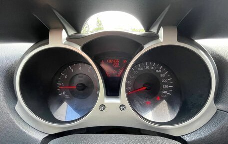 Nissan Juke II, 2011 год, 879 000 рублей, 11 фотография