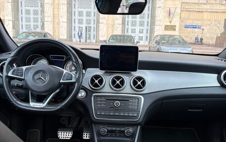 Mercedes-Benz GLA, 2016 год, 2 200 000 рублей, 18 фотография