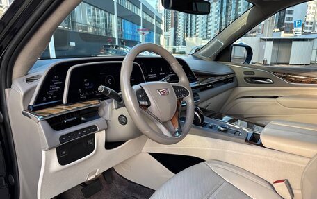 Cadillac Escalade V, 2021 год, 10 фотография