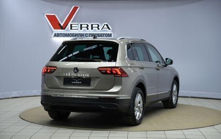 Volkswagen Tiguan II, 2021 год, 2 570 000 рублей, 5 фотография