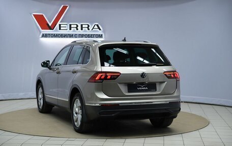 Volkswagen Tiguan II, 2021 год, 2 570 000 рублей, 7 фотография