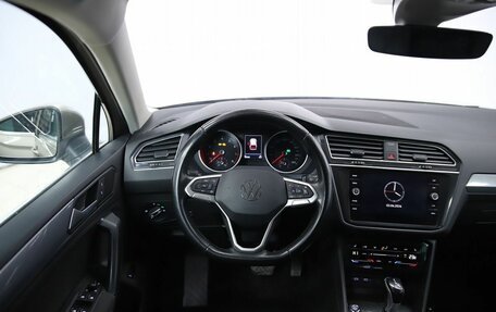 Volkswagen Tiguan II, 2021 год, 2 570 000 рублей, 12 фотография