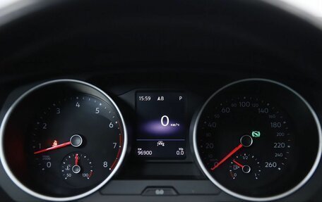 Volkswagen Tiguan II, 2021 год, 2 570 000 рублей, 16 фотография