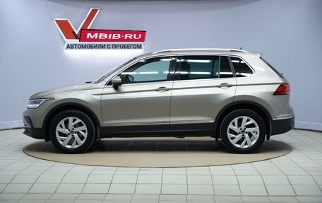 Volkswagen Tiguan II, 2021 год, 2 570 000 рублей, 8 фотография