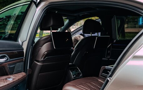 BMW 7 серия, 2020 год, 6 000 000 рублей, 13 фотография