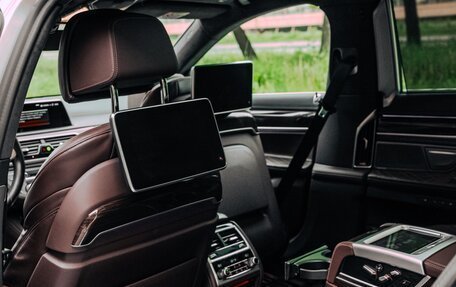 BMW 7 серия, 2020 год, 6 000 000 рублей, 16 фотография