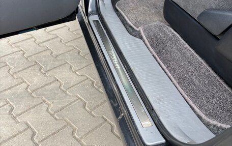 Toyota Ipsum II, 2001 год, 990 000 рублей, 19 фотография