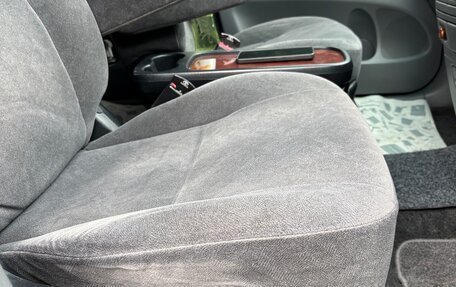Toyota Ipsum II, 2001 год, 990 000 рублей, 28 фотография