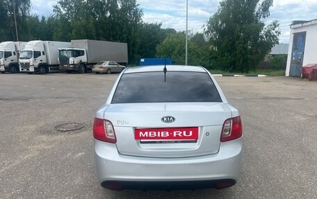 KIA Rio II, 2010 год, 600 000 рублей, 5 фотография